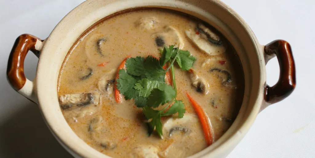 GOLDENTHAI CURRY