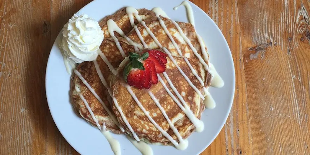 LAZYDAISYS CINNABONPANCAKES