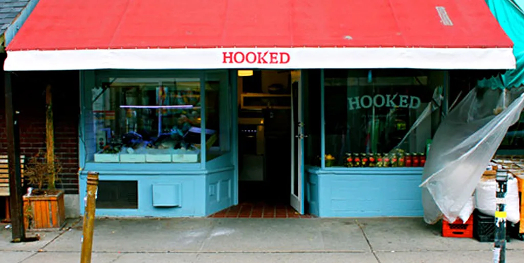 HOOKED KENSINGTON