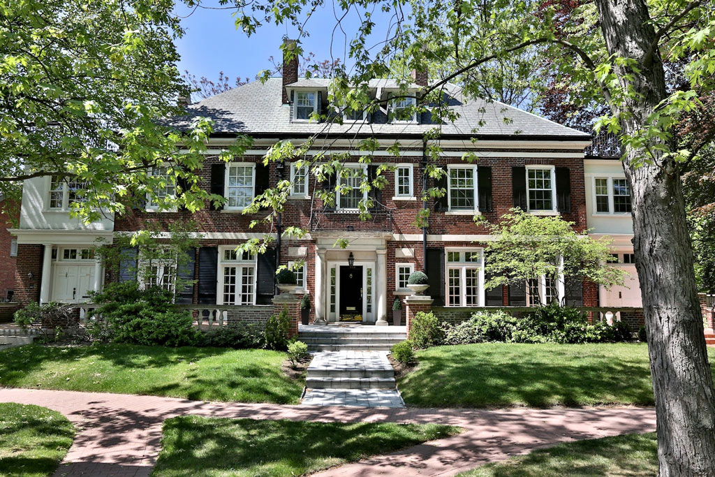 Real Estate 2 million for a Rosedale townhouse carved out of a