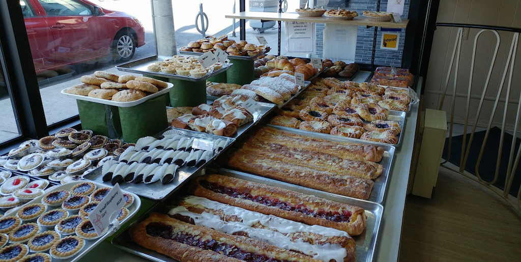 Hansen's Danish Pastry Shop Toronto Restaurant Guide Streets Of Toronto