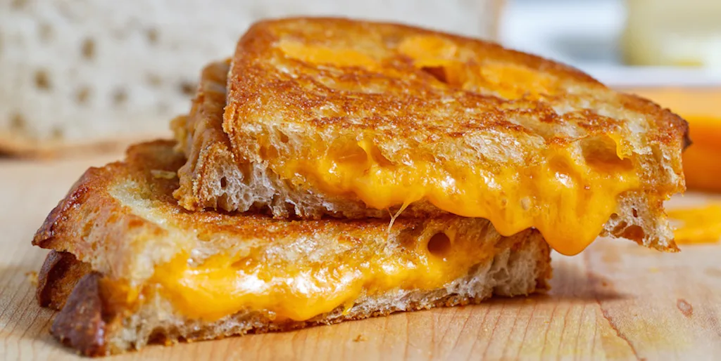 MELTWICH GRILLEDCHEESE