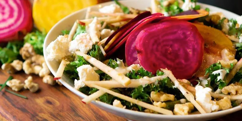 Nomadsrestobar beatsalad