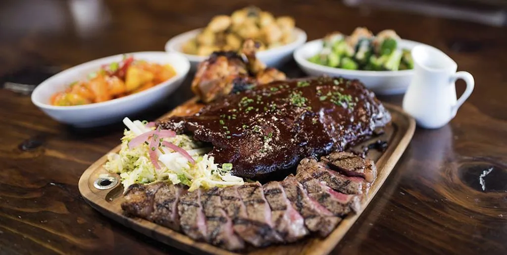 REDS wine tavern steak and sides