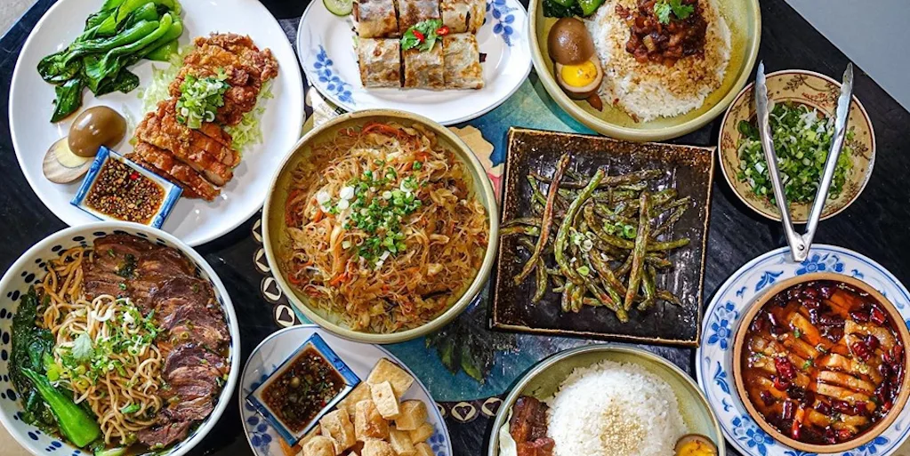 awas tea noodle feast