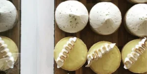 bakerbots baking cupcakes