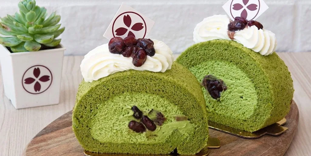 bloom cafe matcha roll