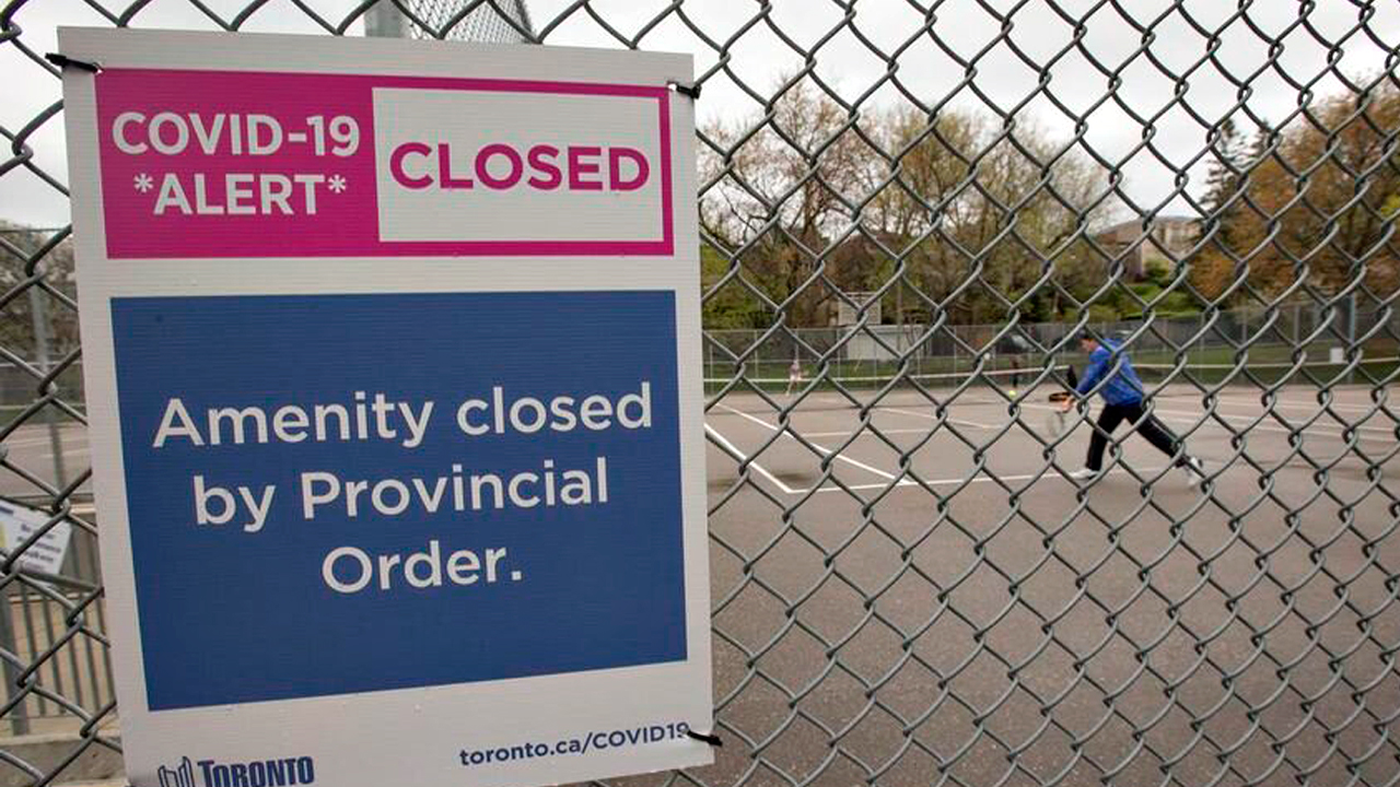 Debate over outdoor activities in Toronto during COVID heats up