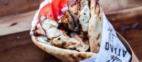 MAMAKAS SOUVLA WRAP 4 scaled e1627997108269