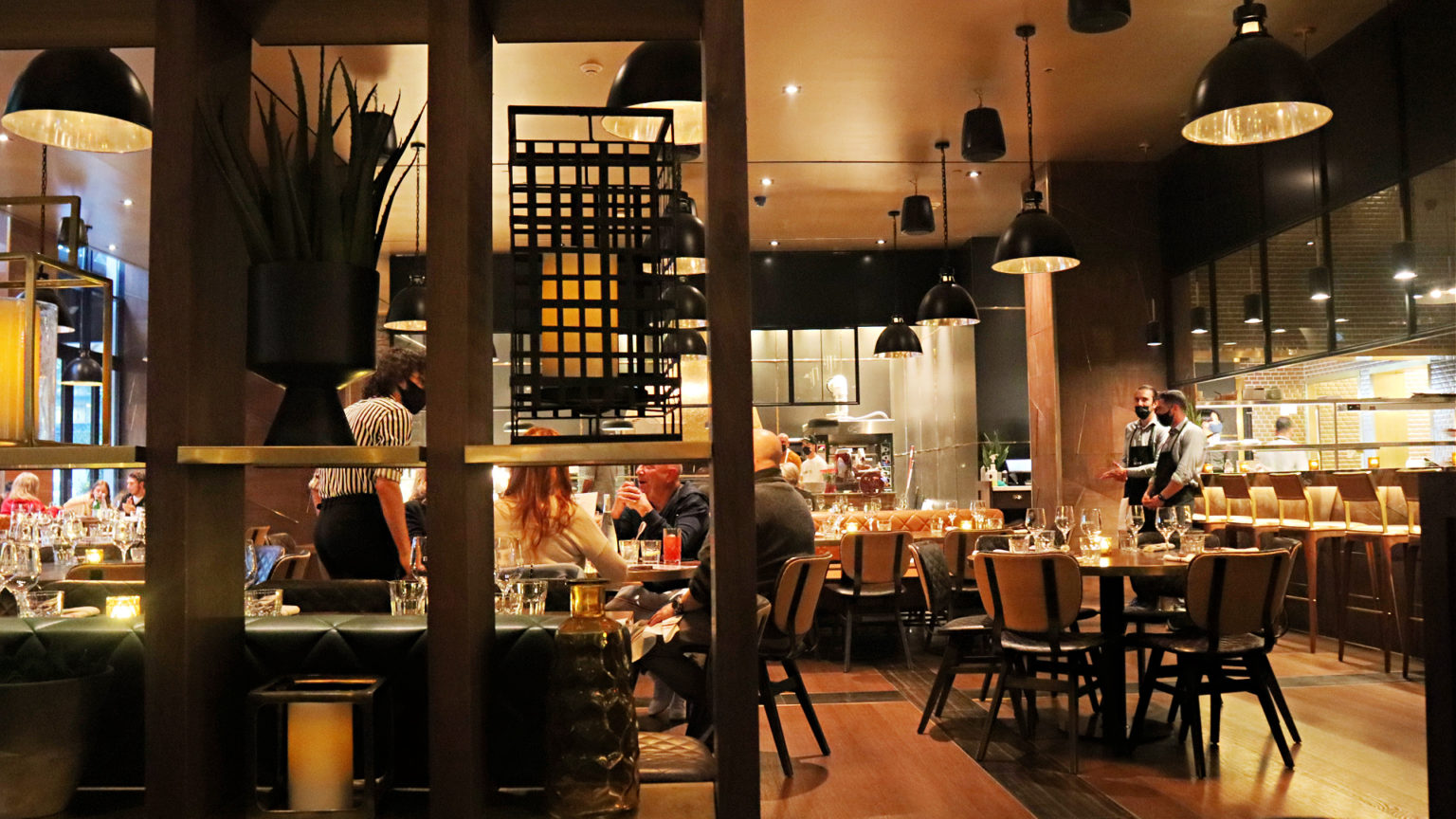 Ontario just announced more new indoor dining rules
