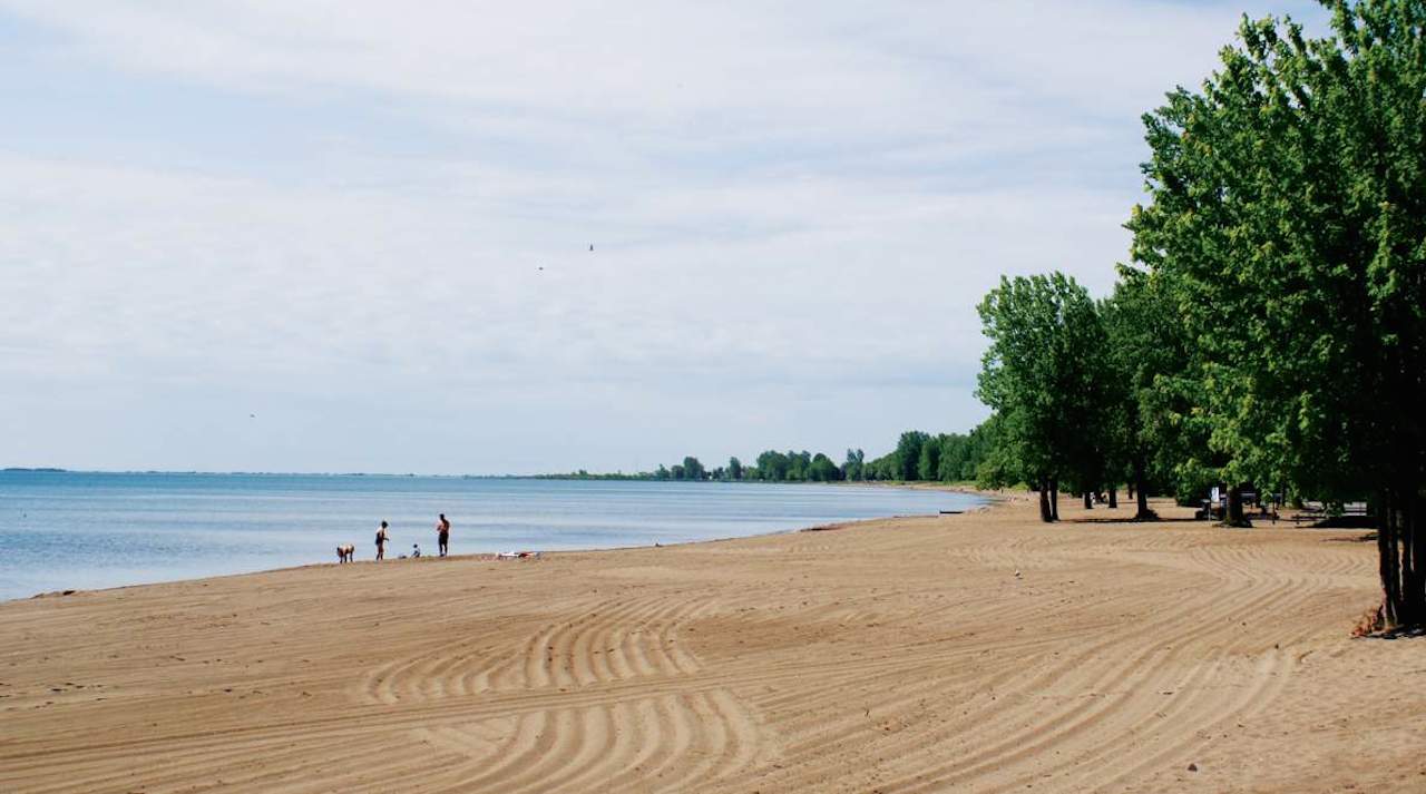 Here are the best beaches in Southern Ontario for an epic summer road trip  - Streets Of Toronto