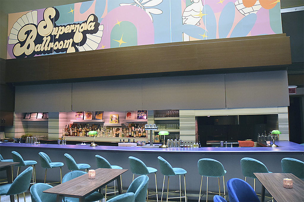 Supernova Bar 