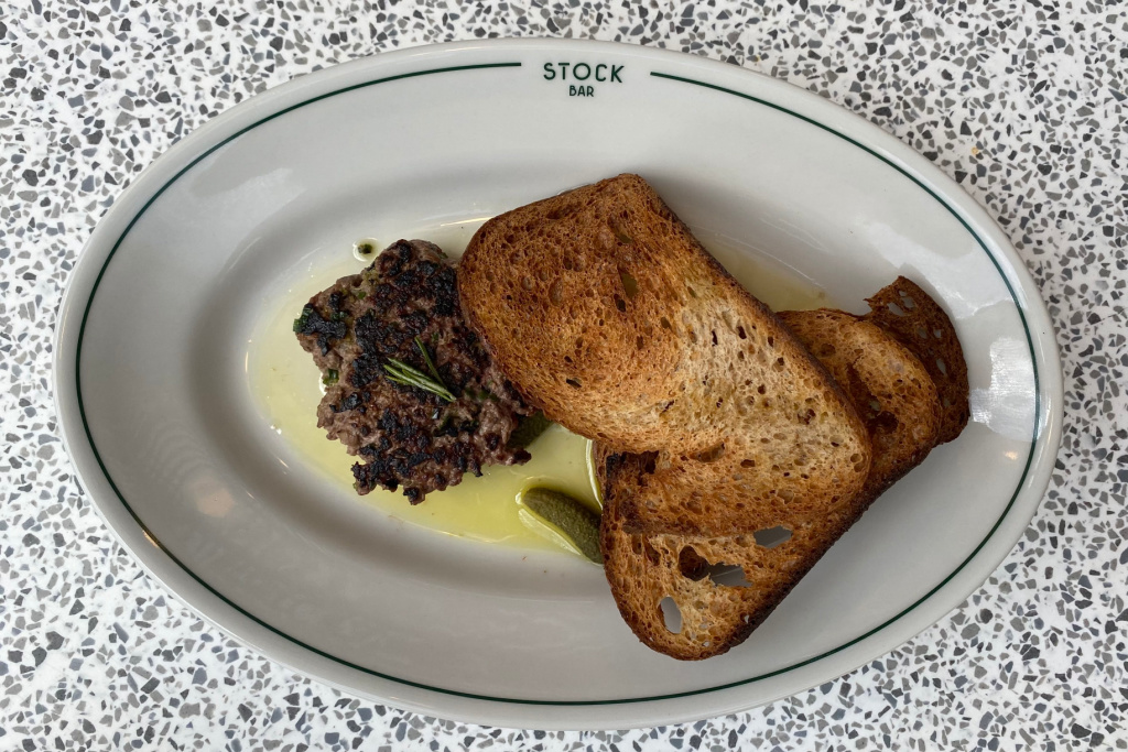 Stock Bar seared steak tartare
