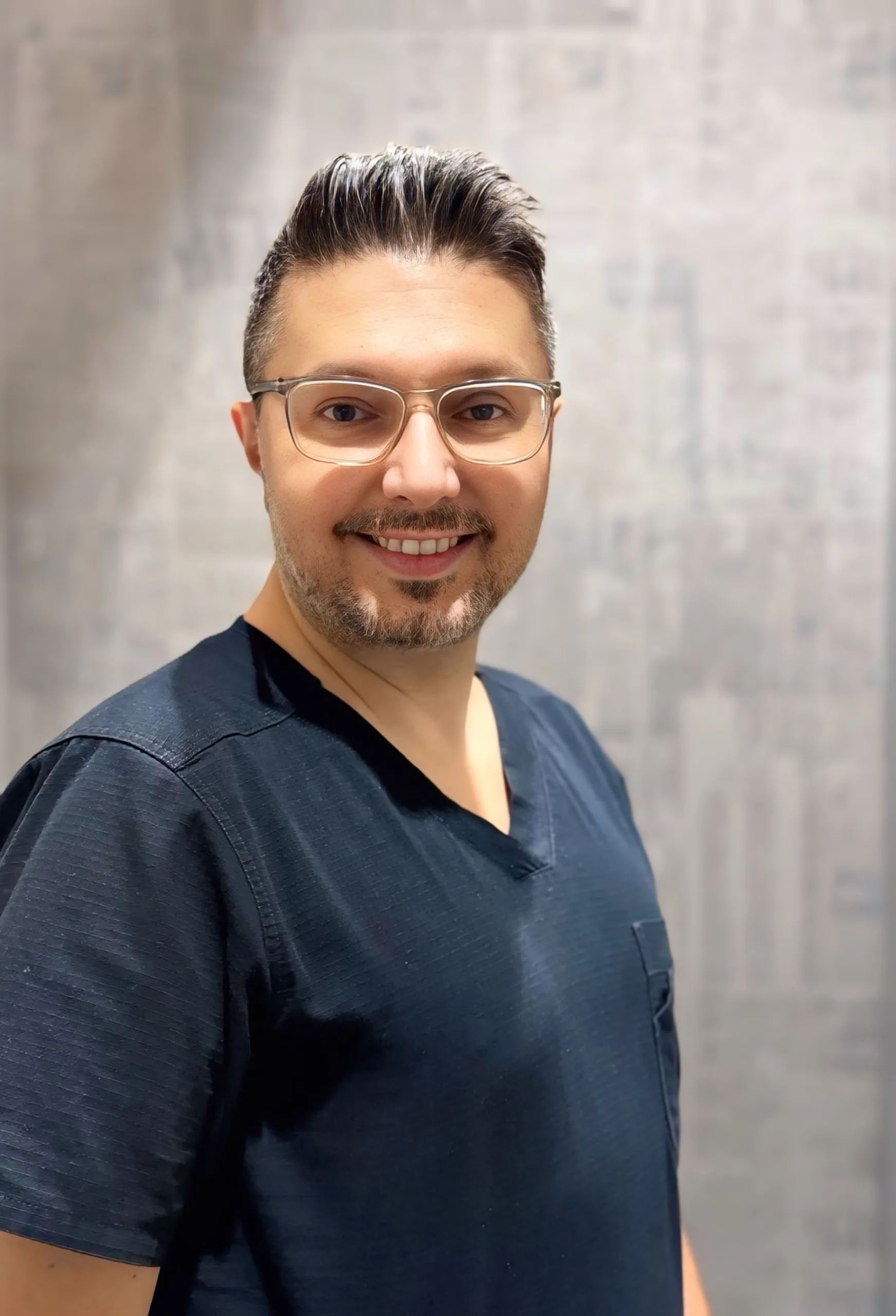 Dr Ari Voudouris scaled 1
