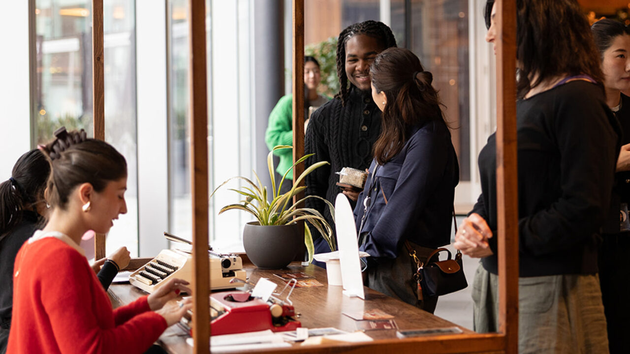 poesy pop up poetry hero 1280x720