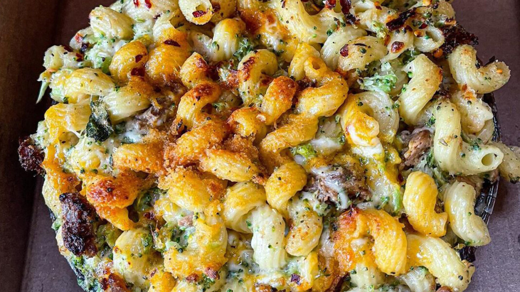 Bobbie Sue's Mac & Cheese