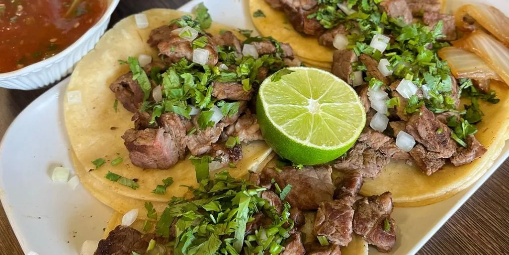 El Sazon de la Tia Flor