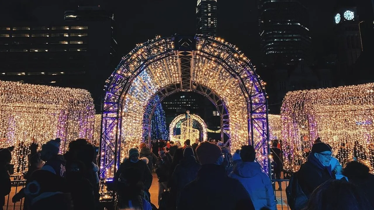 The best places to see holiday lights in Toronto, Canada Reviews The best places to see holiday lights in Toronto, Canada Reviews