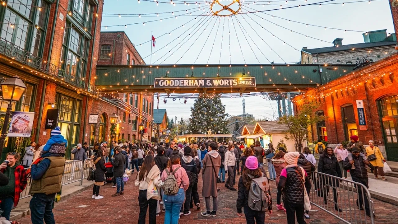 distillerywintervillage