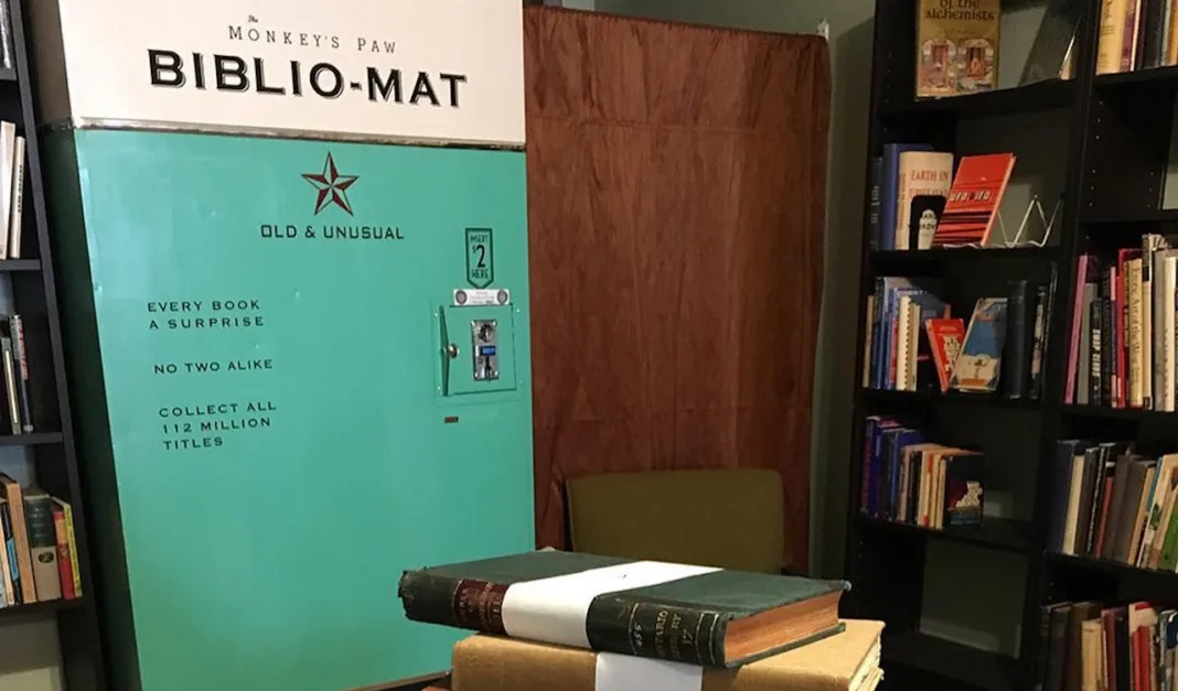 Bibliomatt book vending machine in Toronto