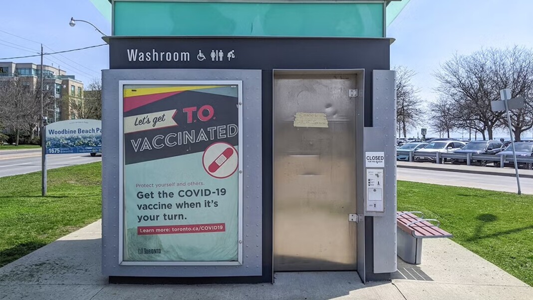 Public toilet in Toronto