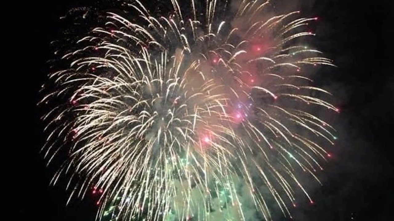 haweaterfireworks