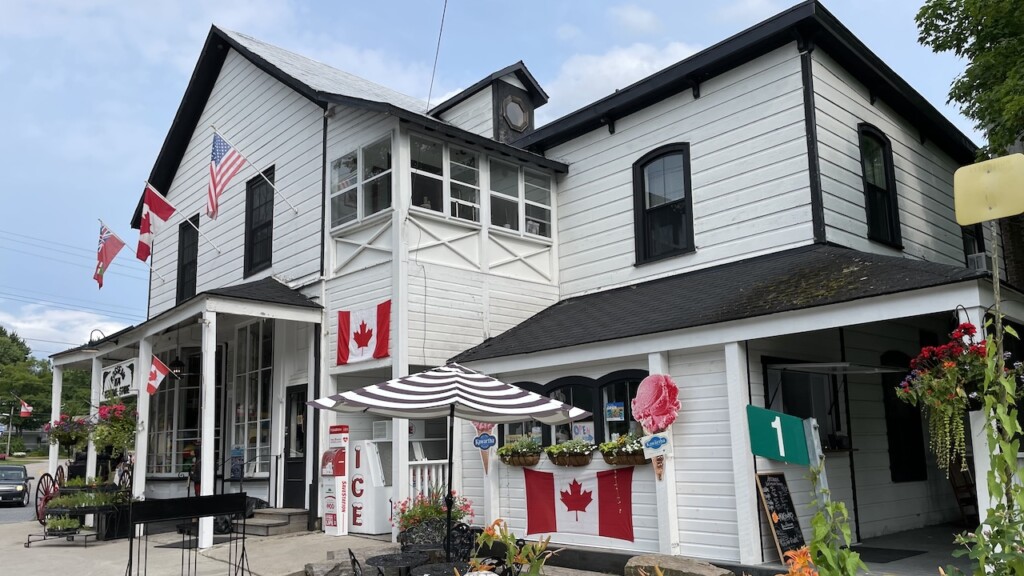 Rosseau General Store