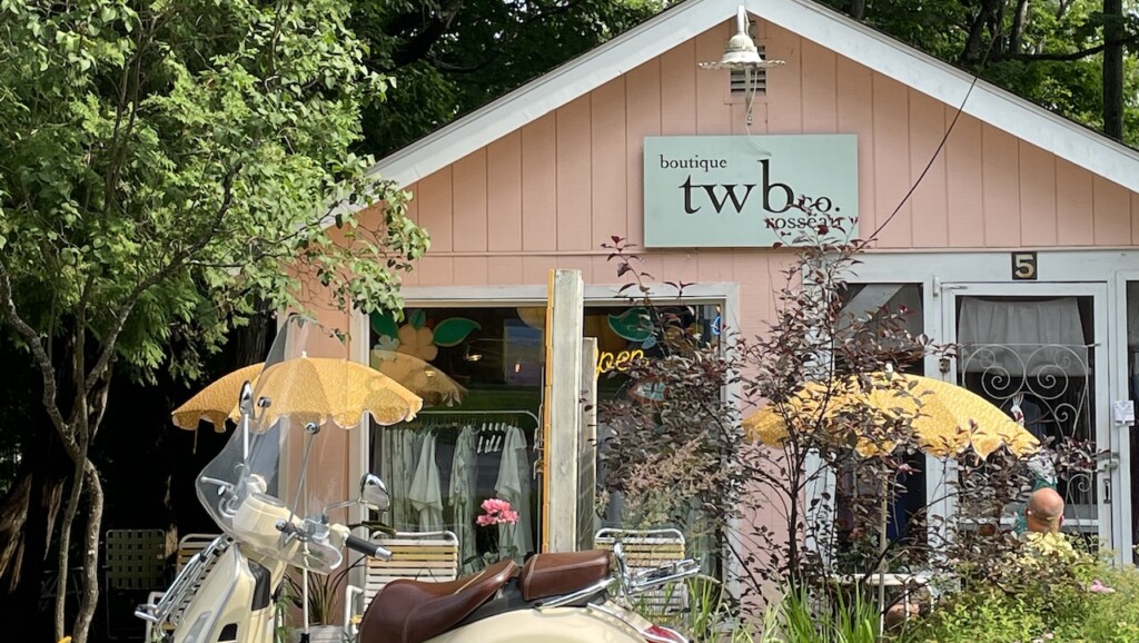 TWB, Rosseau