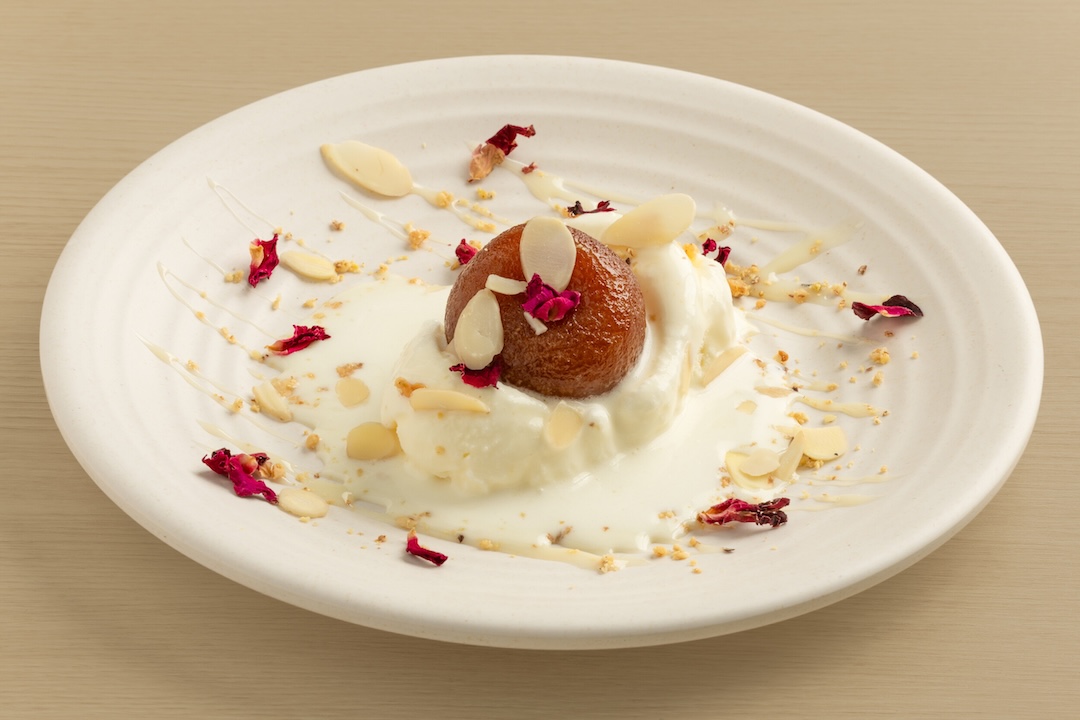 1311250 social llama Food gulab jamun sundae