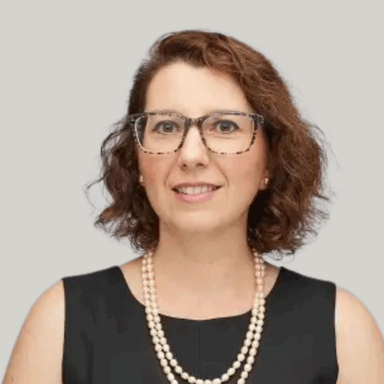 Jennia Michaeli 768x768