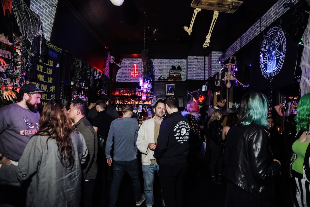 OmOWS GfoUO13PZlw6eV9 copy