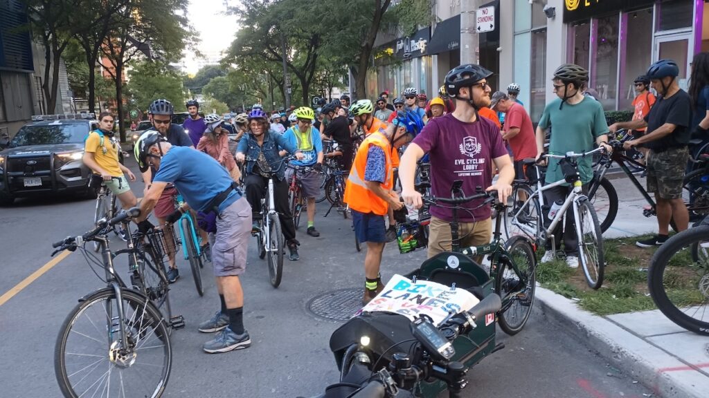 Rally for bike lanes on Eglinton Avenue (photo: Rob Zaichkowski, Two Wheeled Politics)