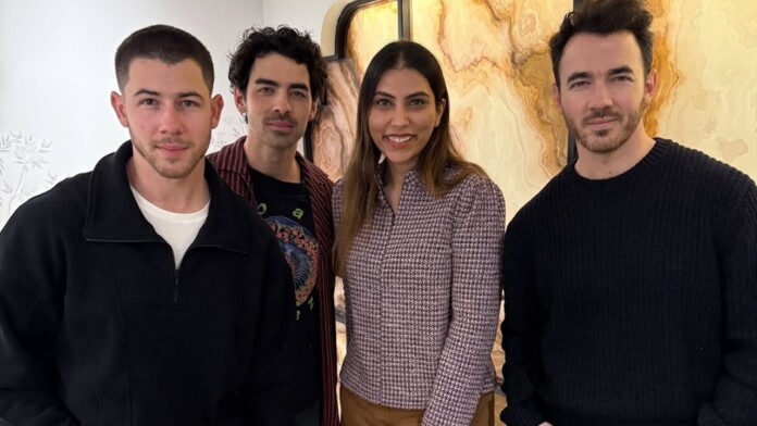jonasbrothers adrak