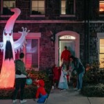 Toronto trick-or-treaters are obsessed with these Halloween sweets in 2025 nils huenerfuerst bVlWPiTIzYQ unsplash