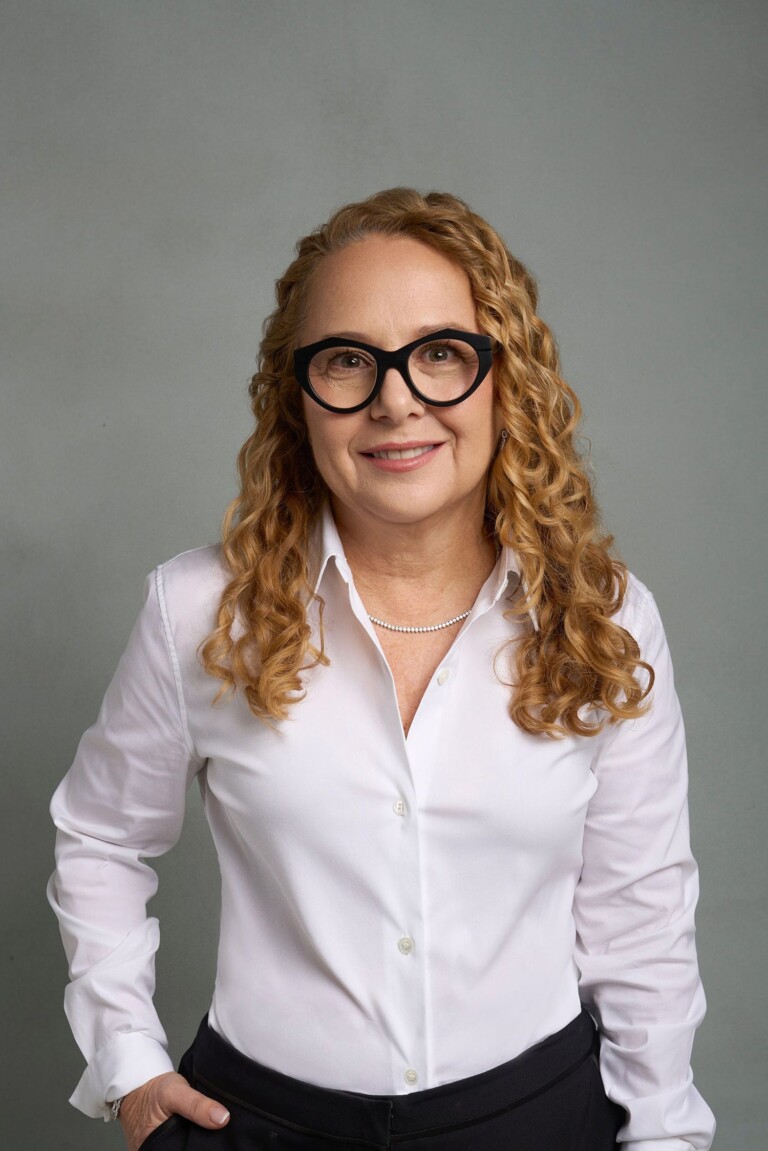 Avra Rosen Rosensack 1 768x1151