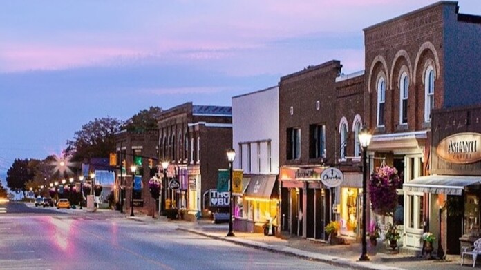 The Main Street of Thornbury