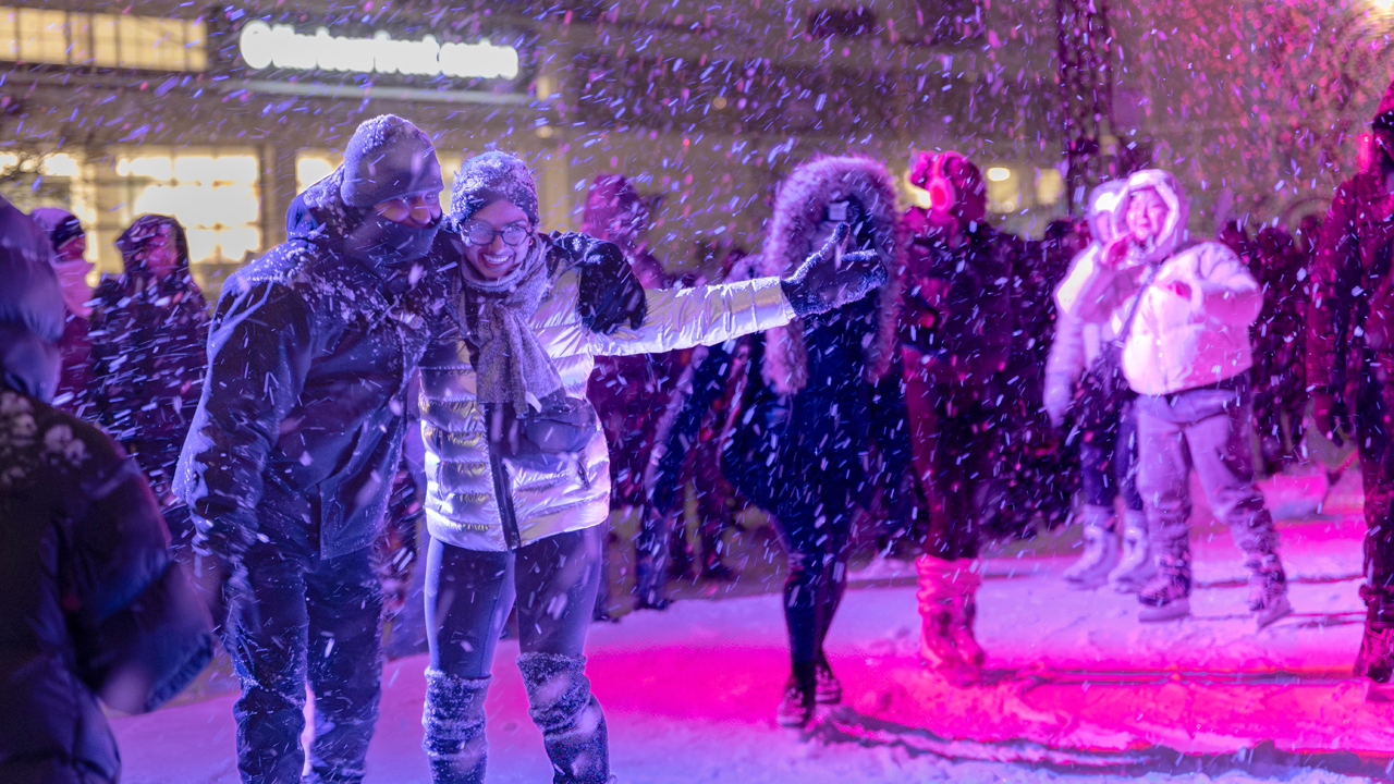 THE WATERFRONT IS THE ULTIMATE SKATING DESTINATION IN TORONTO THIS WINTER, Canada Reviews THE WATERFRONT IS THE ULTIMATE SKATING DESTINATION IN TORONTO THIS WINTER, Canada Reviews