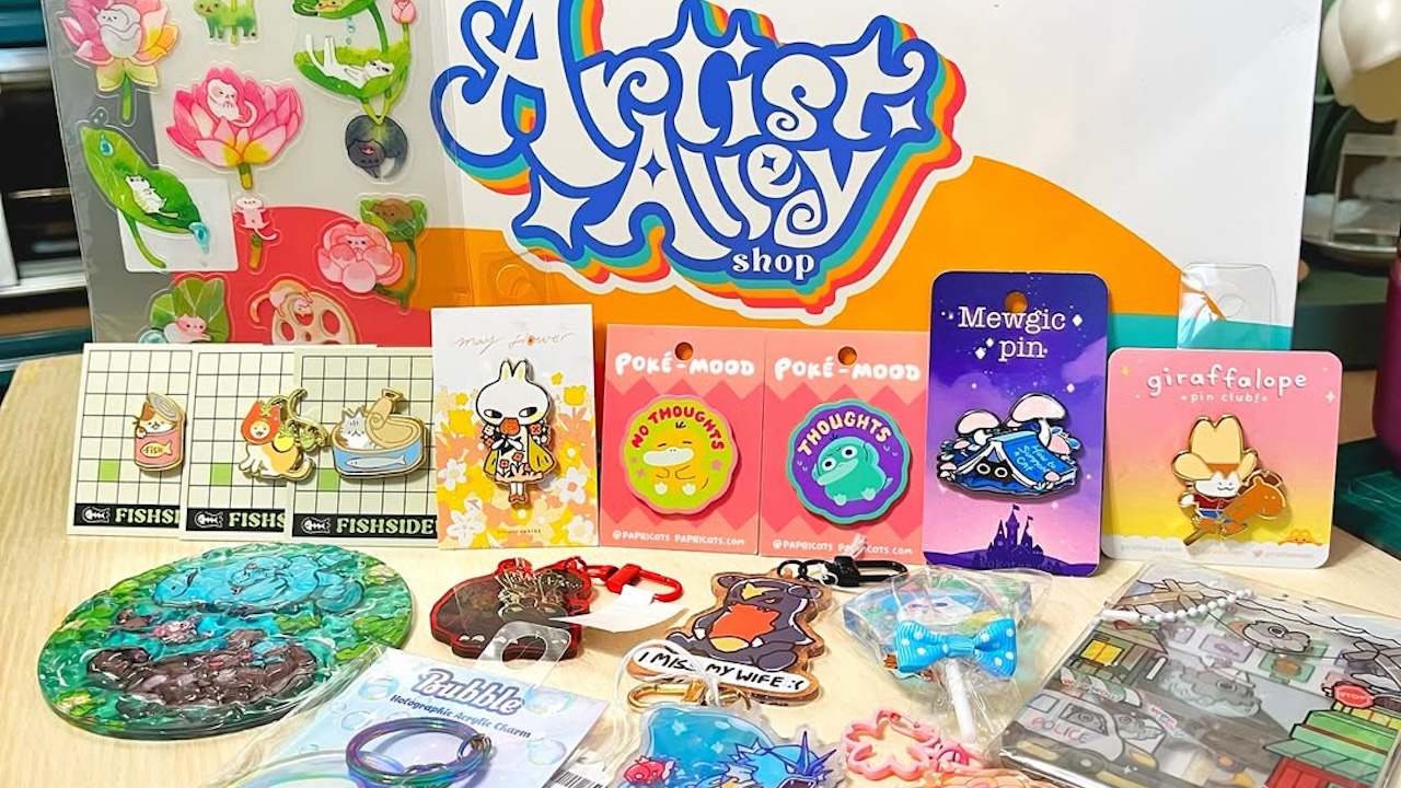 People are lining up for Toronto’s quirky new shop featuring 130+ local artists, Canada Reviews