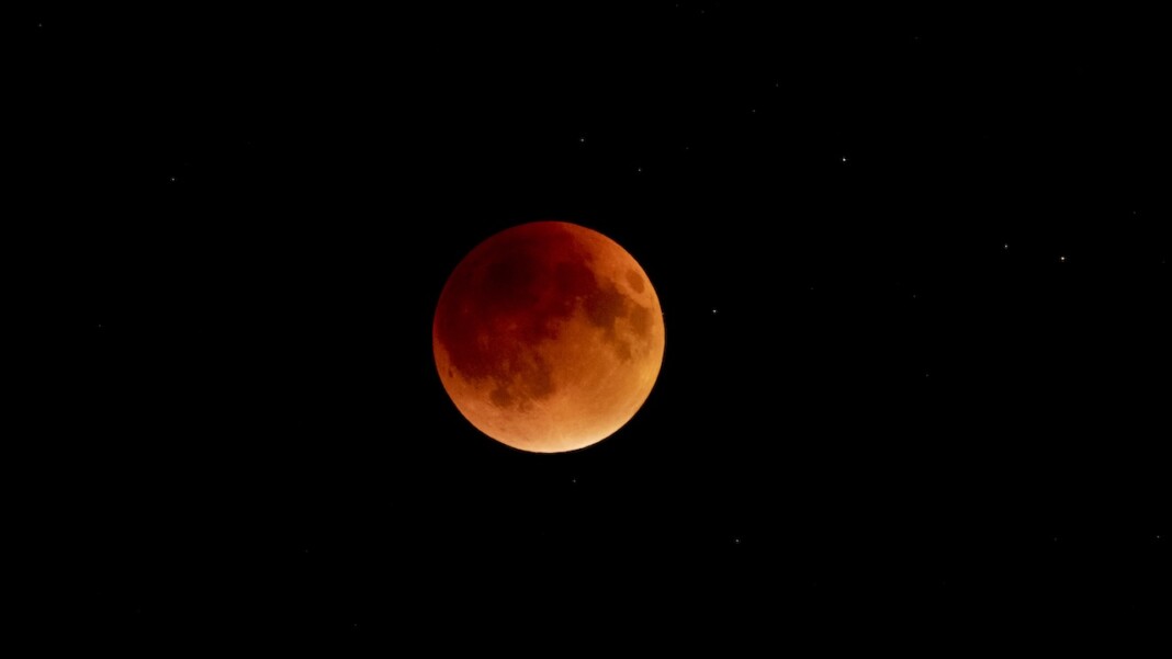 blood moon