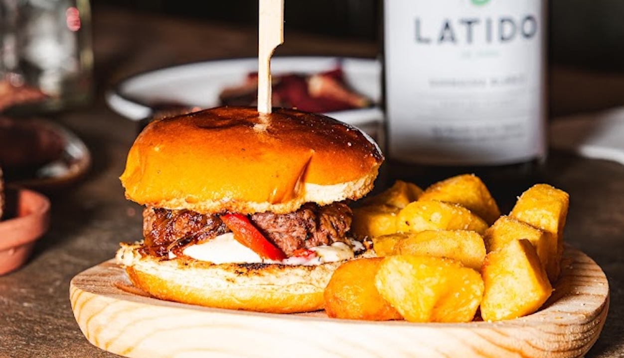 Toronto just got an art-filled new tapas spot from the mastermind behind Playa Cabana, Canada Reviews