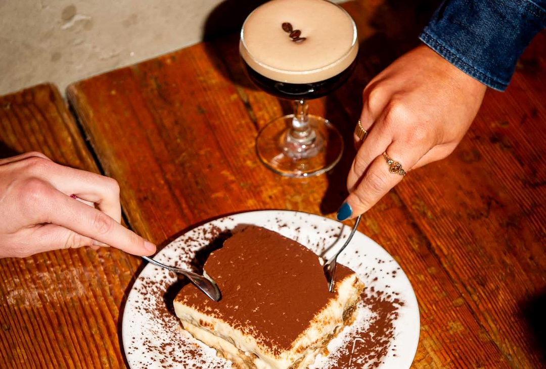 Tiramisu Bar Libretto