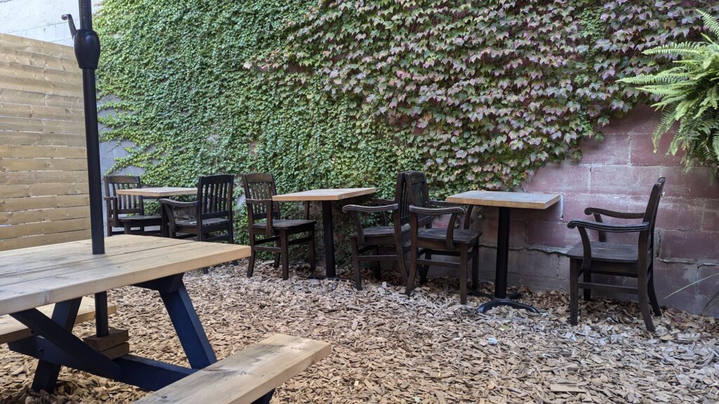 restaurant 186614 1775055995