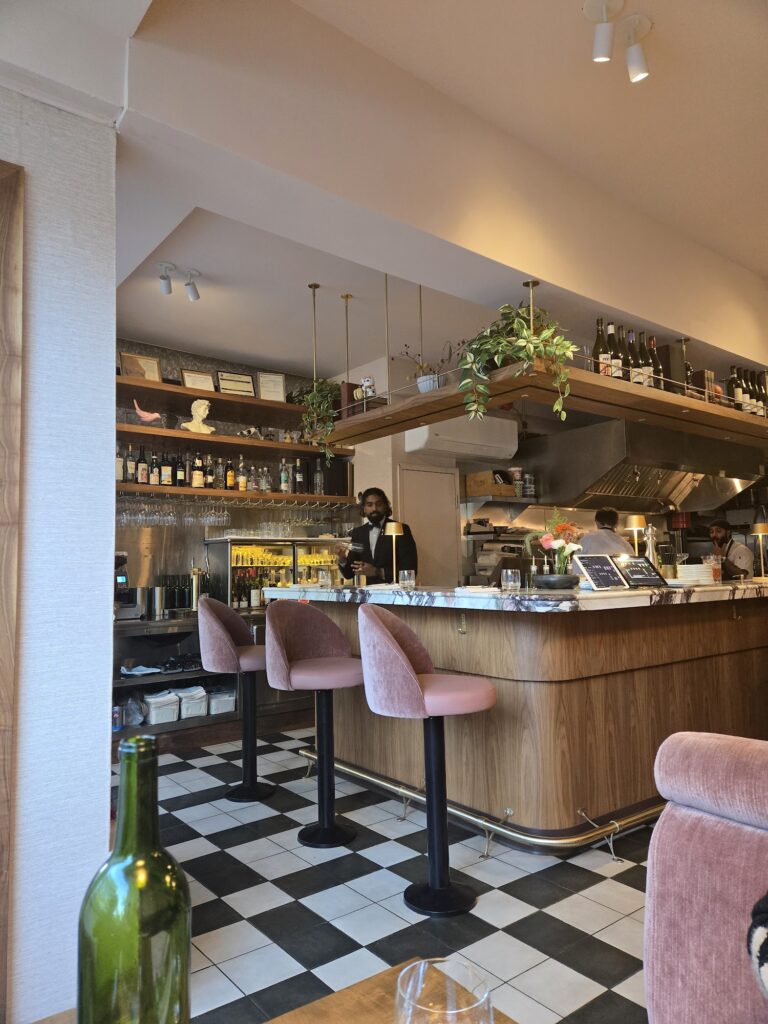 restaurant 187400 1775058086