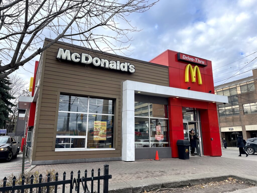 restaurant 189433 1775063198