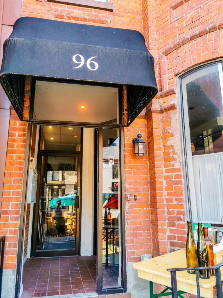 restaurant 190957 1775067130