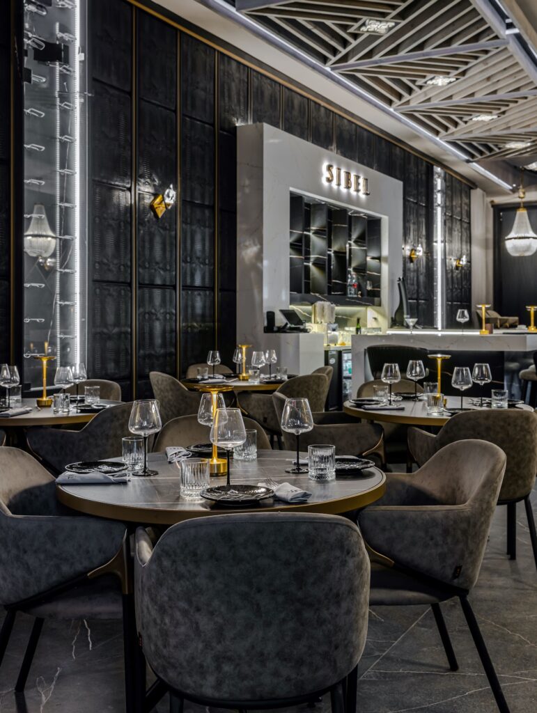 restaurant 191090 1775048115