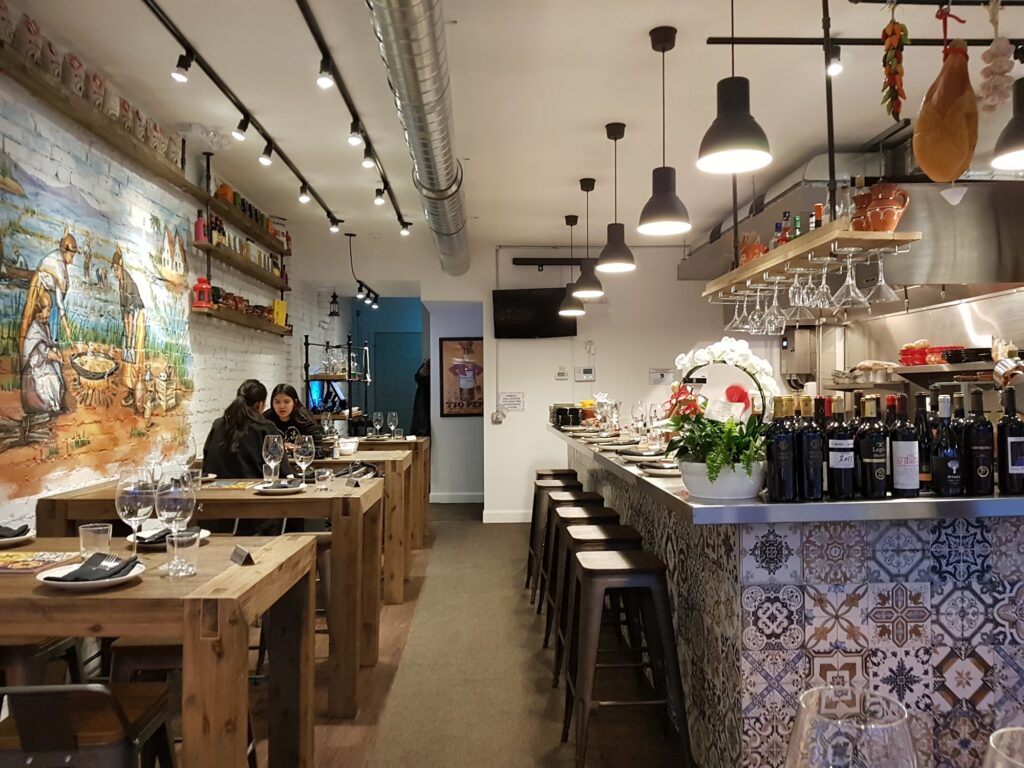 restaurant 192617 1775148772