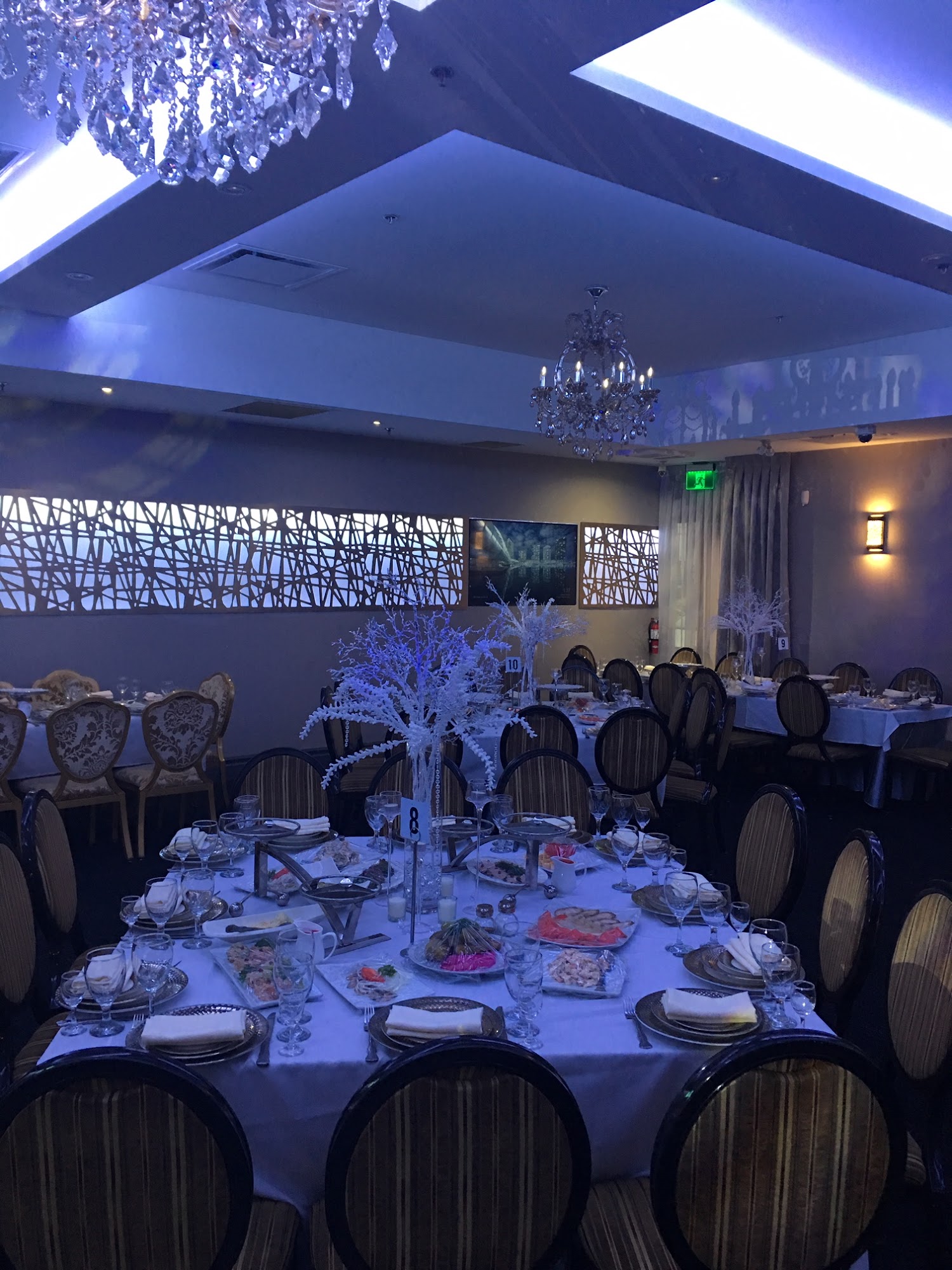 restaurant 193086 1775150050