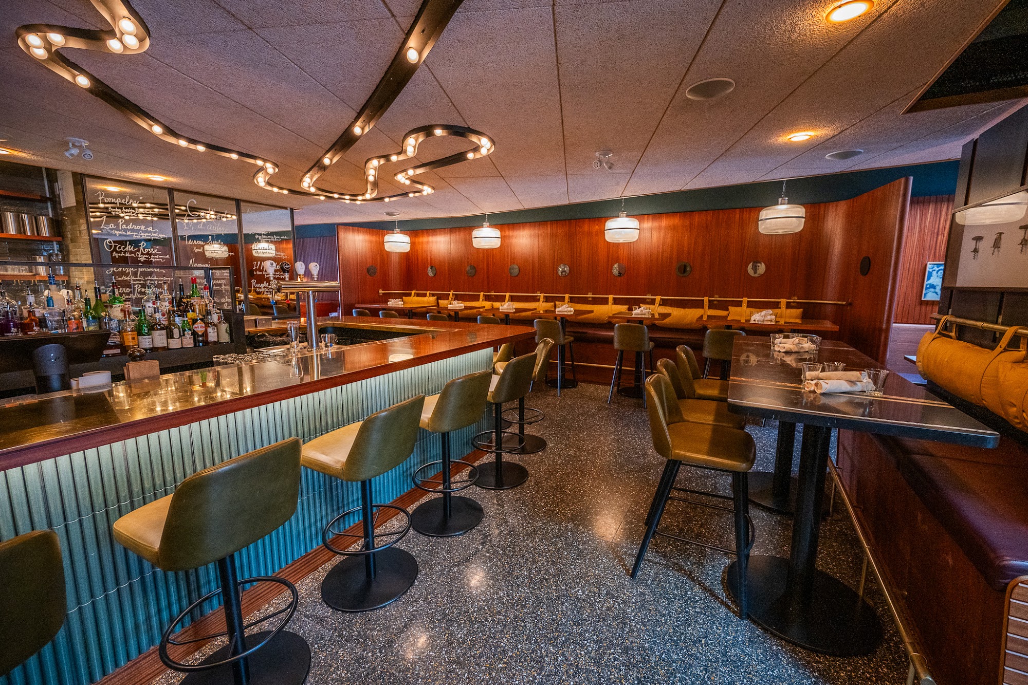 restaurant 193093 1775150055