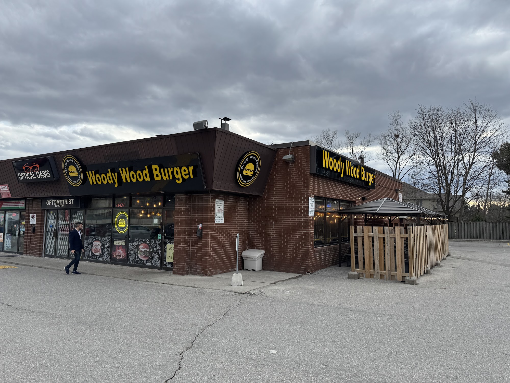 restaurant 193128 1775150062